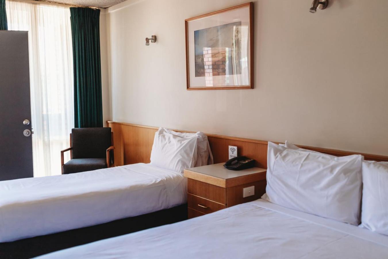 Echuca Nirebo Motel Luaran gambar