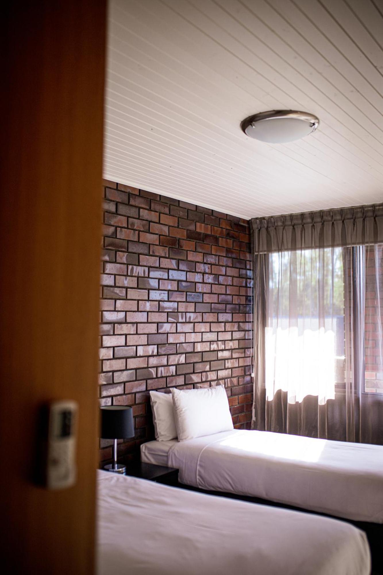Echuca Nirebo Motel Luaran gambar